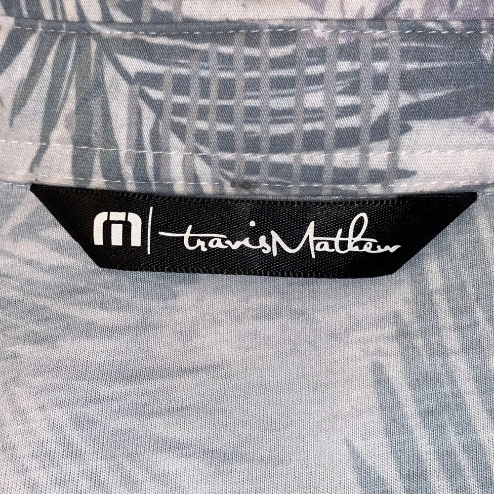 Travis Mathew Shirt - Picture 3 of 5